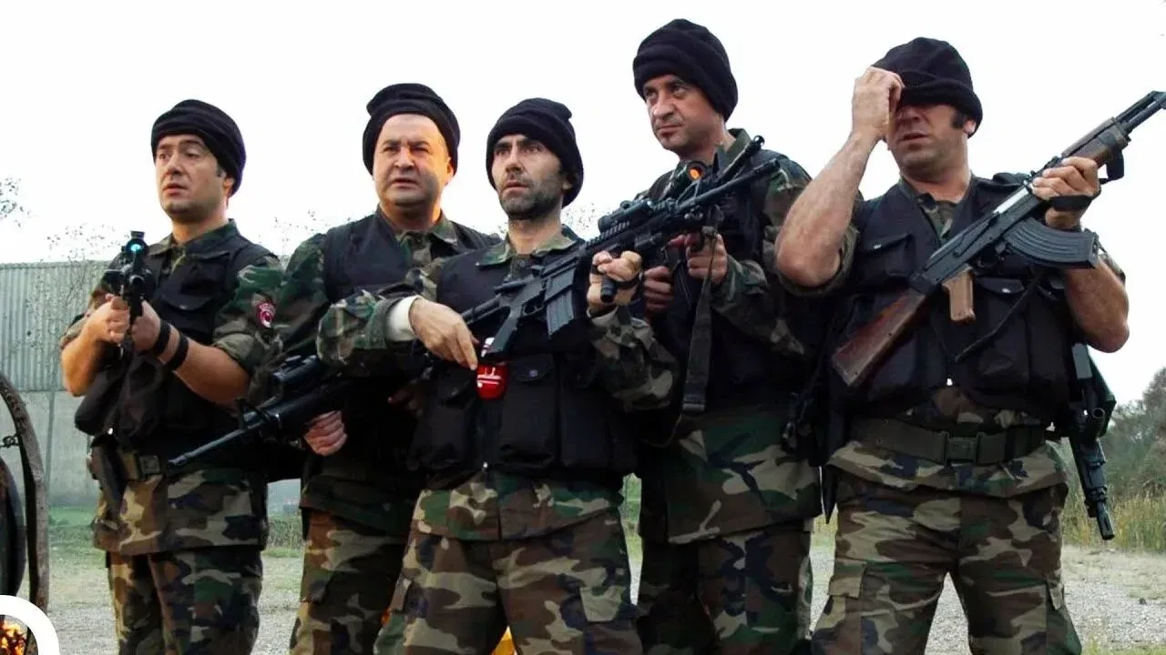 Maskeli Beşler: Irak